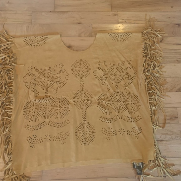 Mustard Color  Poncho Top 1X - Picture 3 of 3